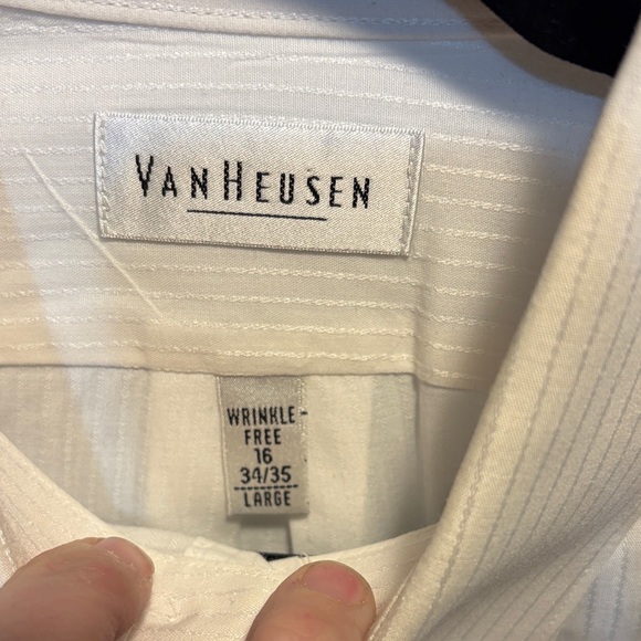 Van Heusen Classic White Dress Shirt - Picture 2 of 5